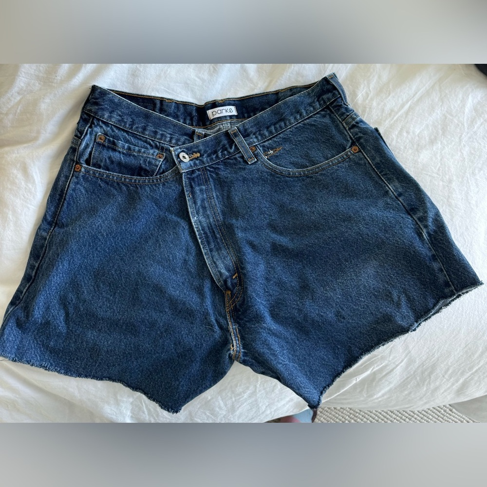 NWOT Parke crossover shorts